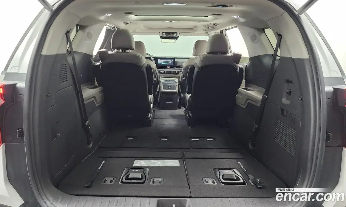 Kia Carnival 2024 1.6 автомат (гидро), фото 25