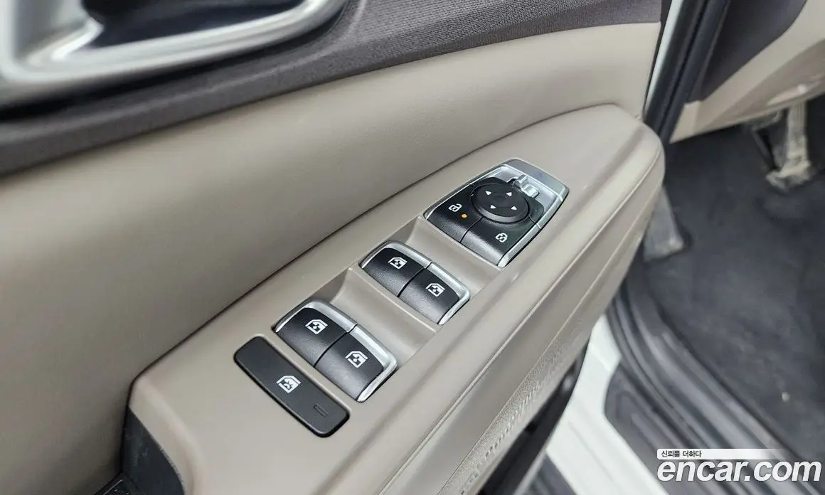 Kia Carnival 2024 1.6 автомат (гидро), фото 29