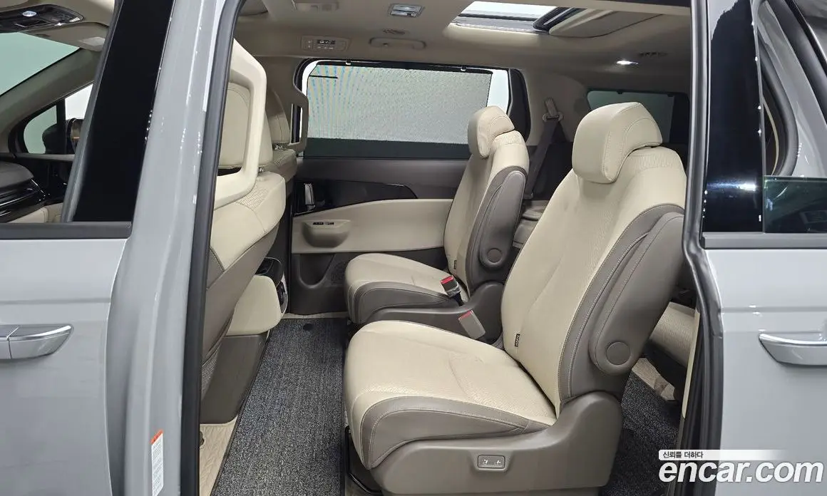 Kia Carnival 2024 2.2 автомат (гидро), фото 16