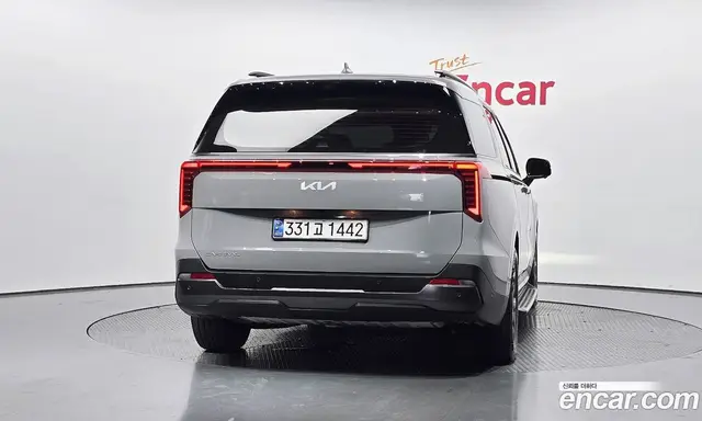 Kia Carnival 2024 2.2 автомат (гидро), миниатюра 3