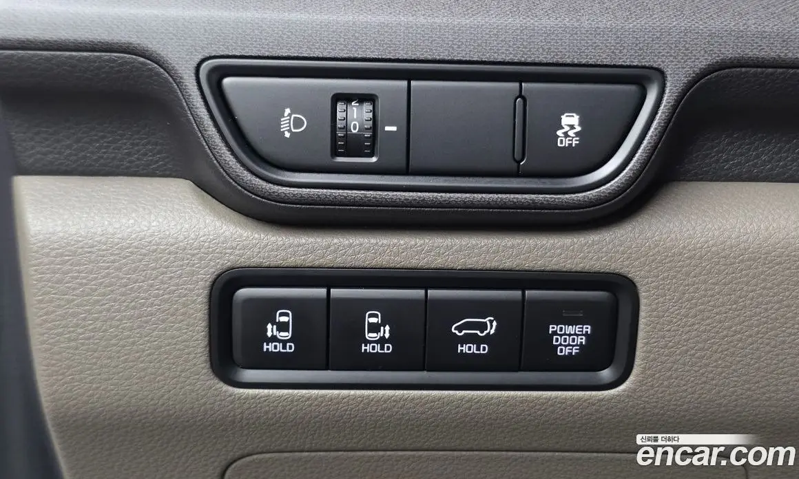 Kia Carnival 2025 1.6 автомат (гидро), фото 25