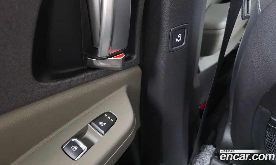 Kia Carnival 2025 1.6 автомат (гидро), фото 27