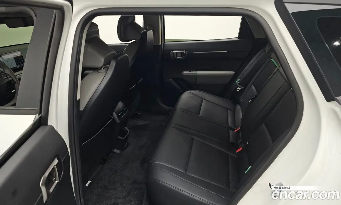 Kia EV4 2026 0.2 автомат (гидро), фото 17