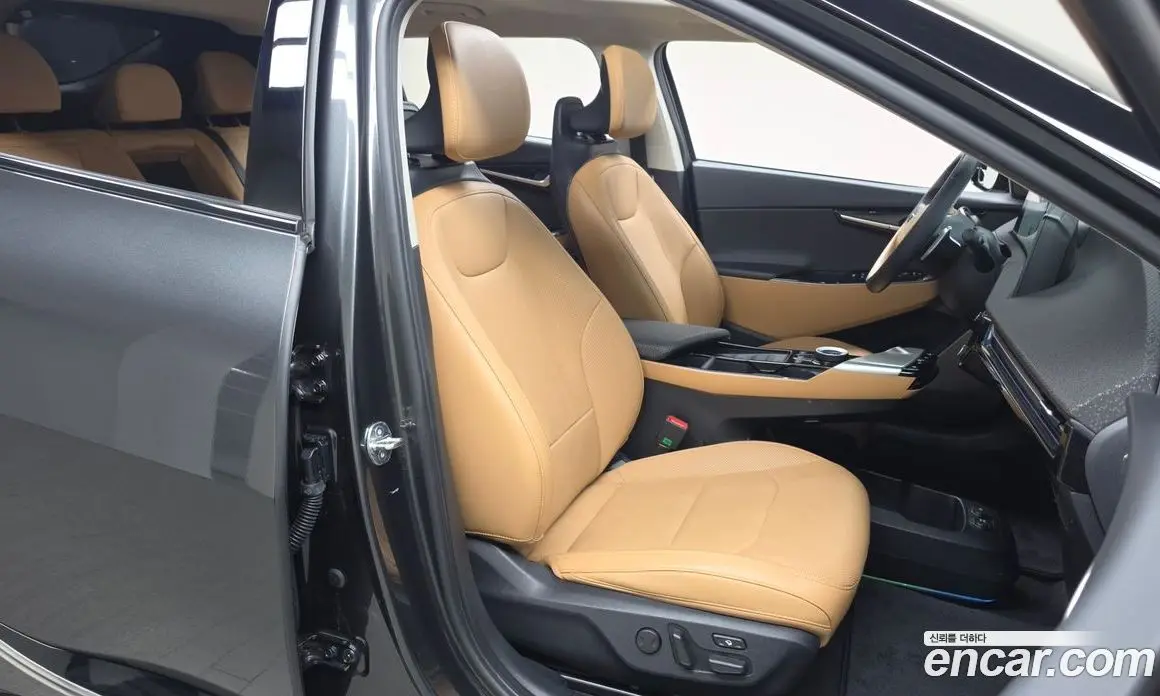 Kia EV6 2023 0.1 автомат (гидро), фото 15