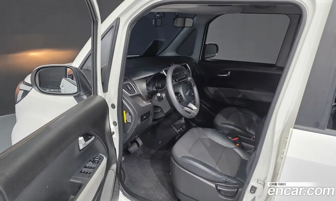 Kia Ray 2021 1.0 автомат (гидро), фото 13