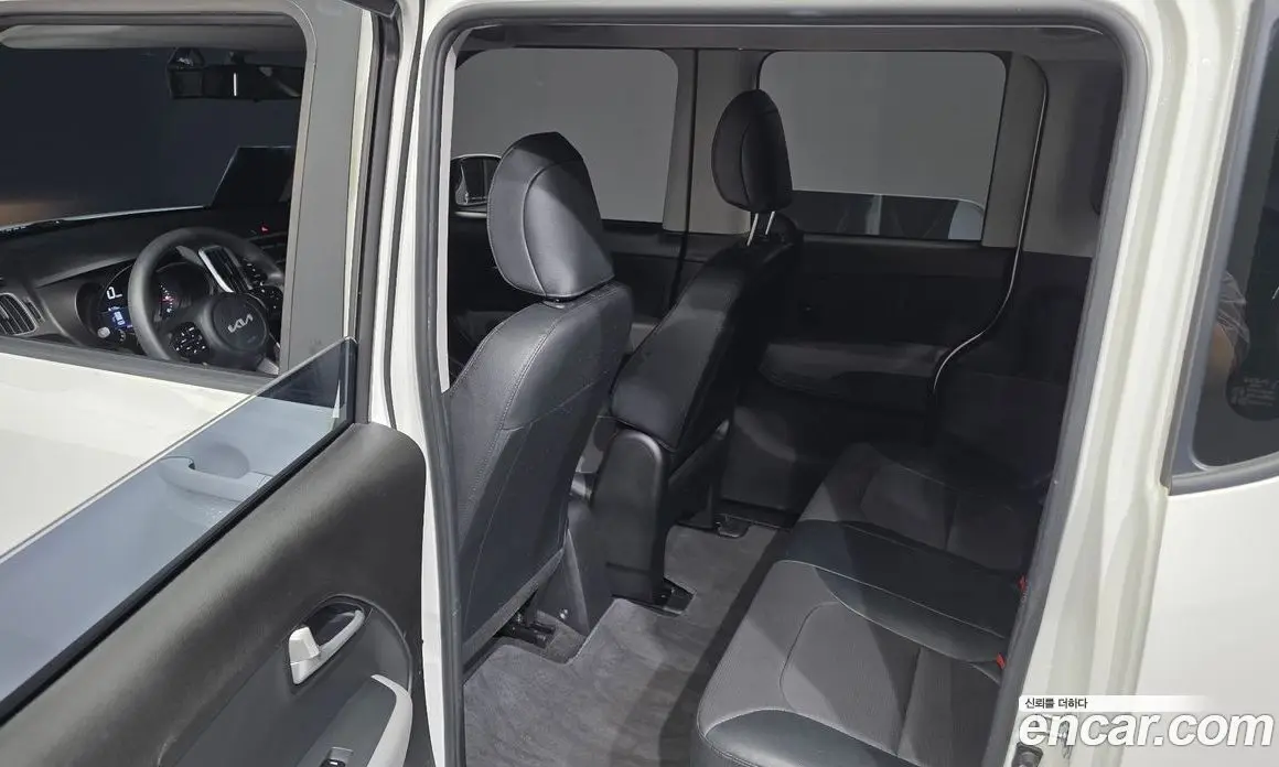 Kia Ray 2021 1.0 автомат (гидро), фото 16
