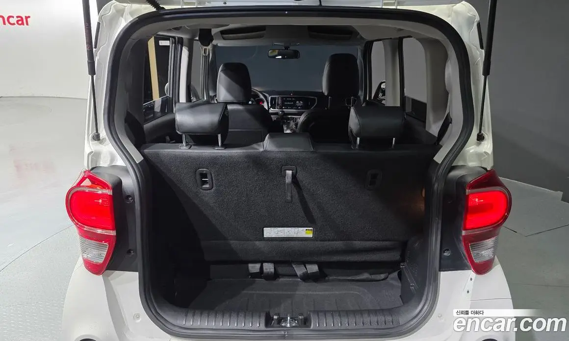 Kia Ray 2021 1.0 автомат (гидро), фото 31
