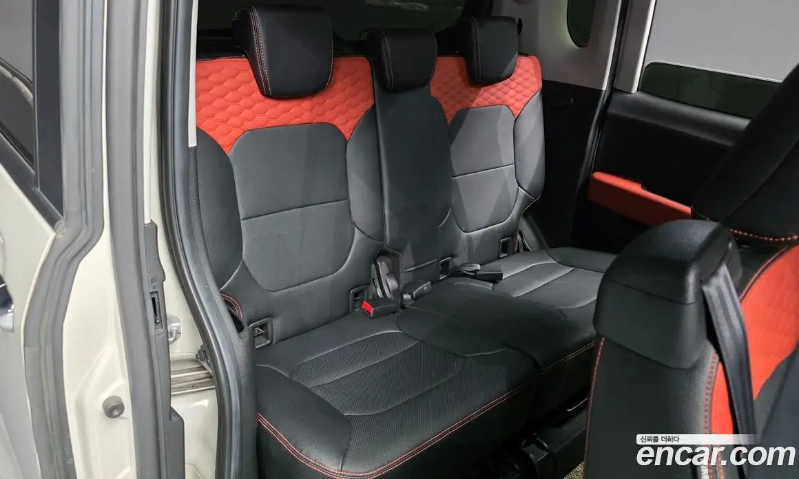 Kia Ray 2022 1.0 автомат (гидро), фото 12