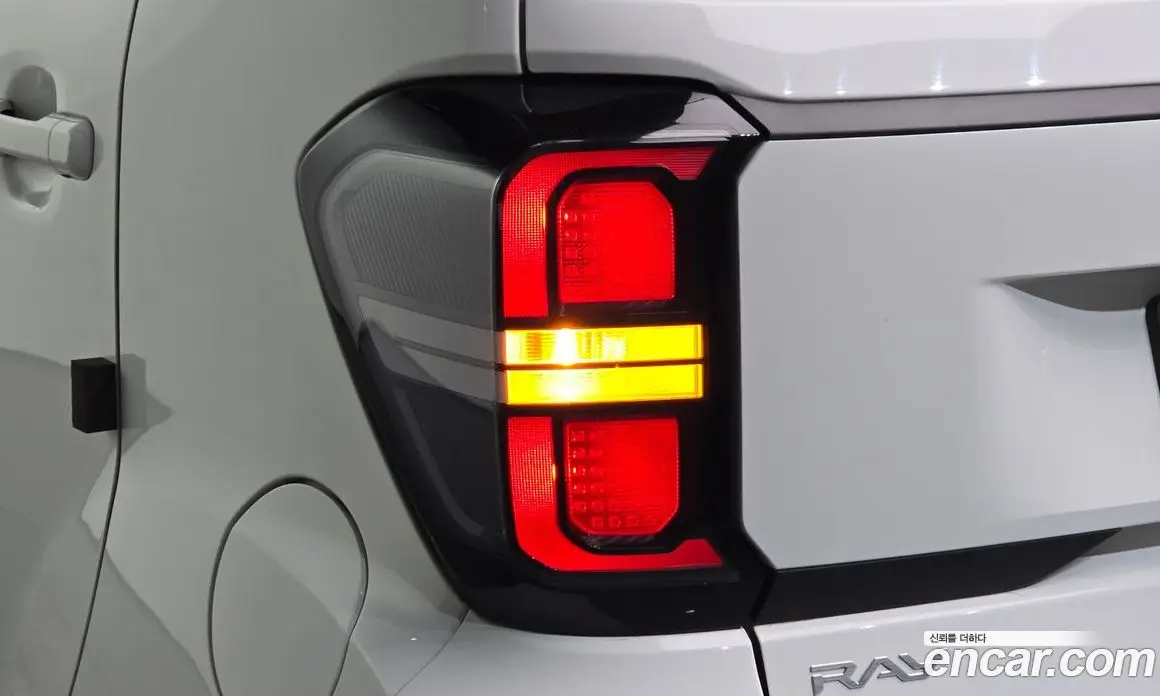 Kia Ray 2022 1.0 автомат (гидро), фото 9