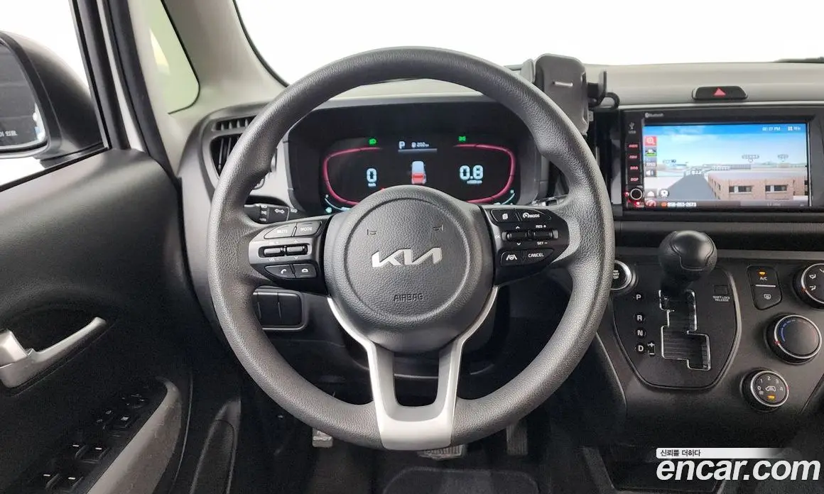 Kia Ray 2023 1.0 автомат (гидро), фото 20