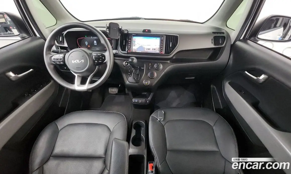 Kia Ray 2023 1.0 автомат (гидро), фото 10