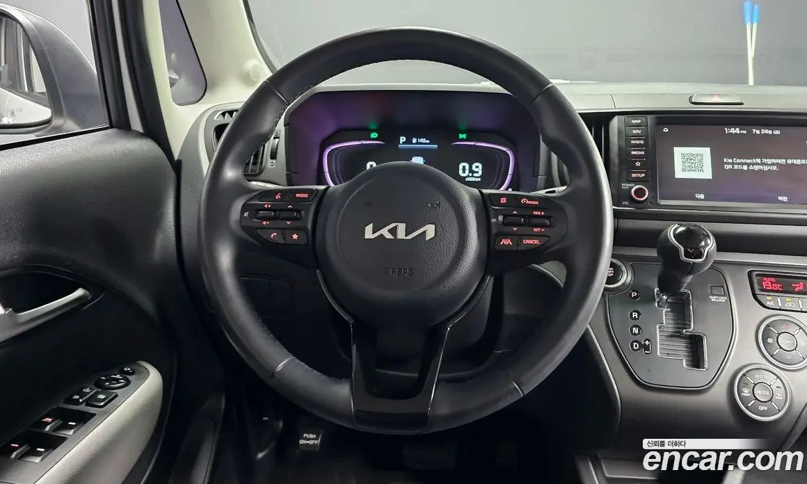 Kia Ray 2023 1.0 автомат (гидро), фото 18