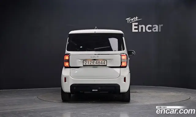 Kia Ray 2023 1.0 автомат (гидро), миниатюра 3