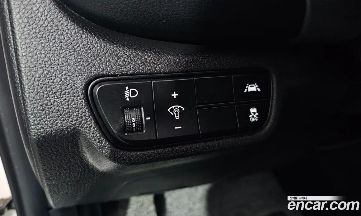Kia Seltos 2022 1.6 автомат (гидро), фото 23