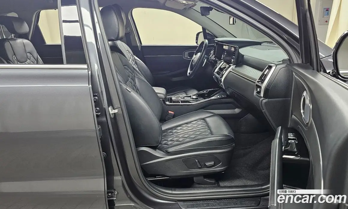 Kia Sorento 2022 2.2 автомат (гидро), фото 15