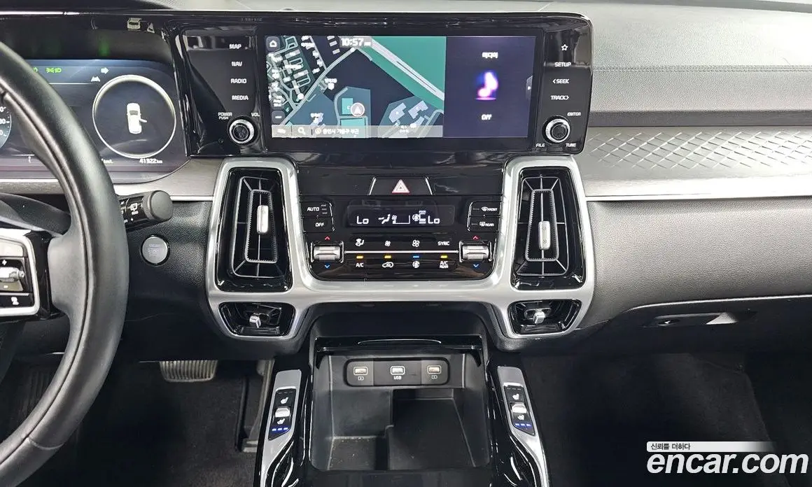 Kia Sorento 2022 2.2 автомат (гидро), фото 17