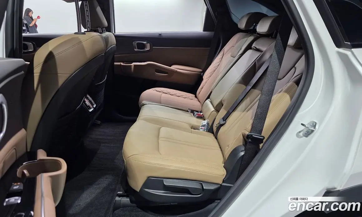 Kia Sorento 2025 1.6 автомат (гидро), фото 17
