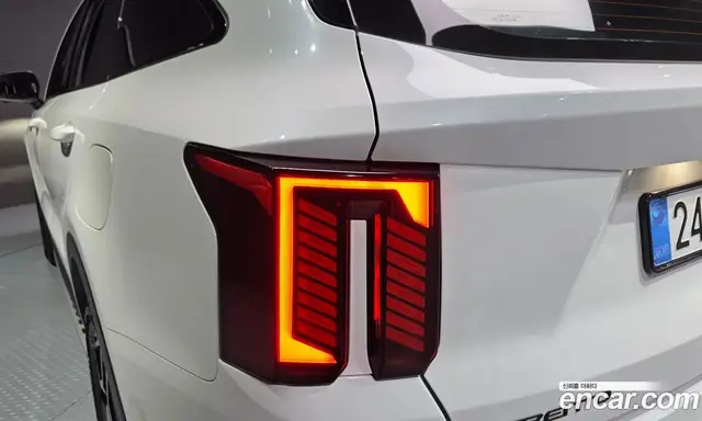 Kia Sorento 2025 1.6 автомат (гидро), миниатюра 9