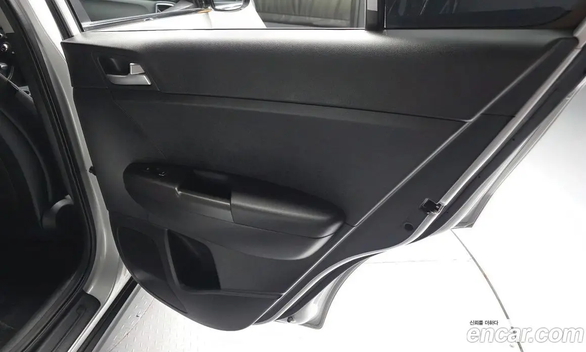 Kia Sportage 2019 2.0 автомат (гидро), фото 15