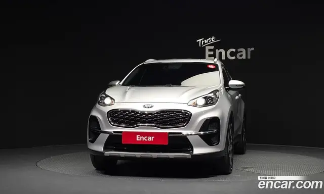 Kia Sportage 2019 2.0 автомат (гидро), миниатюра 3