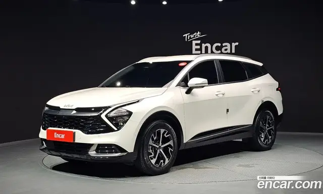 Kia Sportage 2023 1.6 автомат (гидро), миниатюра 1