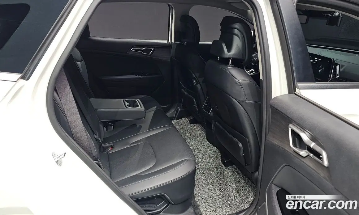 Kia Sportage 2023 1.6 автомат (гидро), фото 17