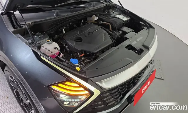 Kia Sportage 2023 2.0 автомат (гидро), миниатюра 6
