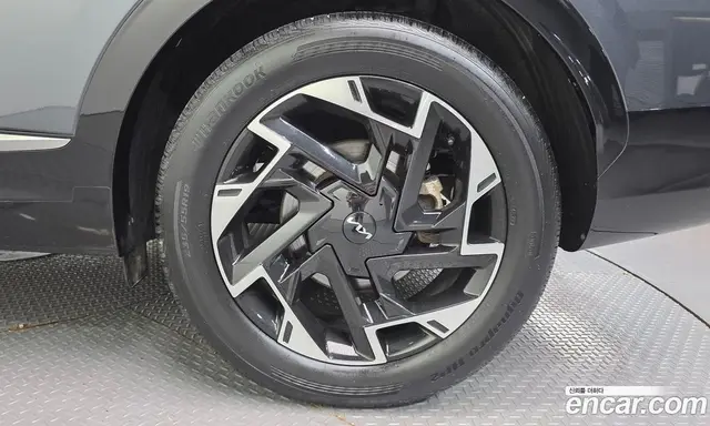 Kia Sportage 2023 2.0 автомат (гидро), миниатюра 7