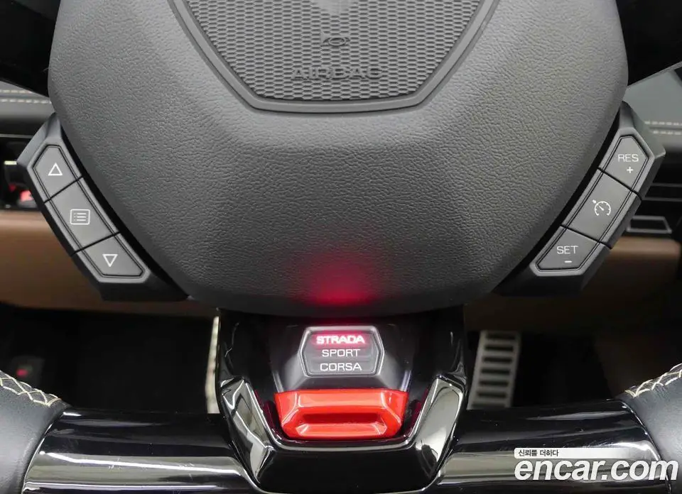 Lamborghini Huracan 2022 5.2 автомат (гидро), фото 15