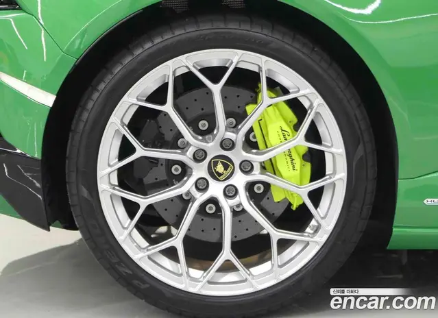 Lamborghini Huracan 2022 5.2 автомат (гидро), миниатюра 9