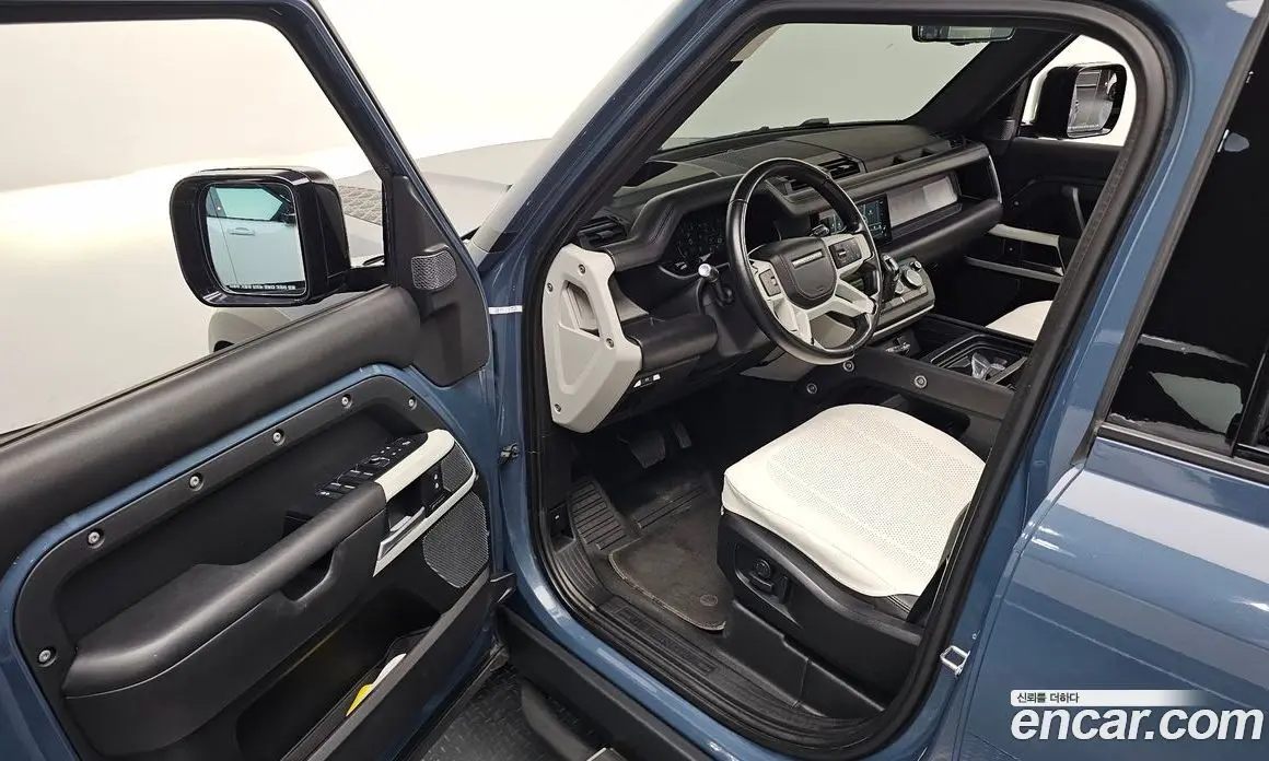 Land Rover Defender 2021 3.0 автомат (гидро), фото 12