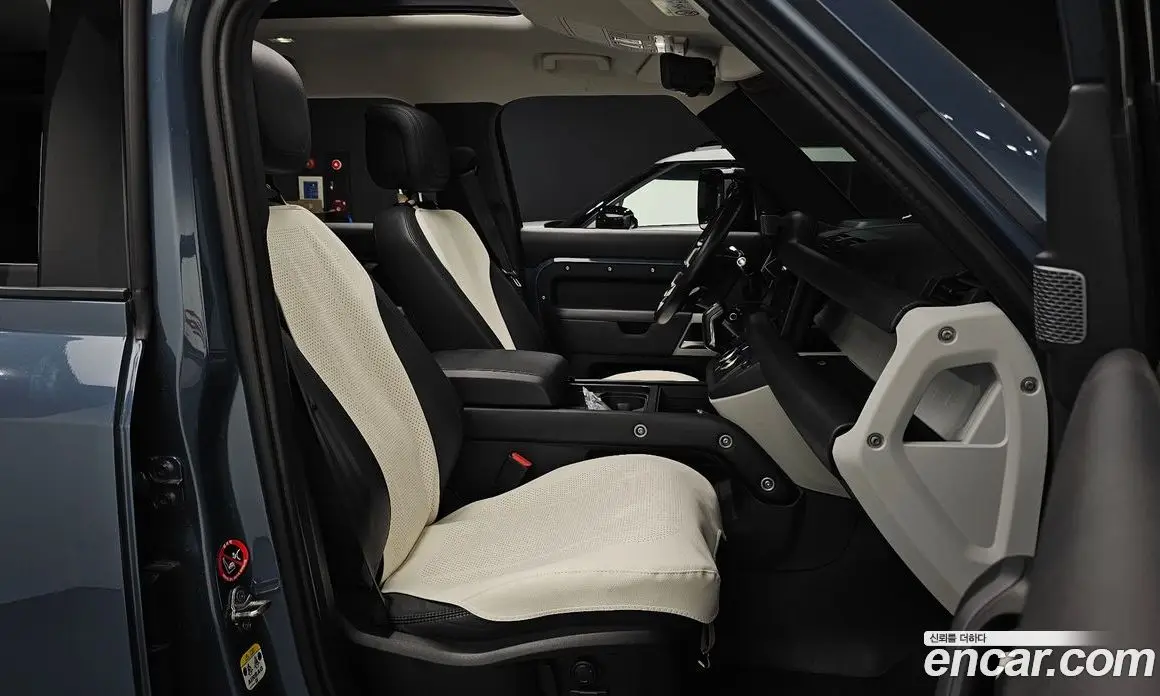 Land Rover Defender 2021 3.0 автомат (гидро), фото 16