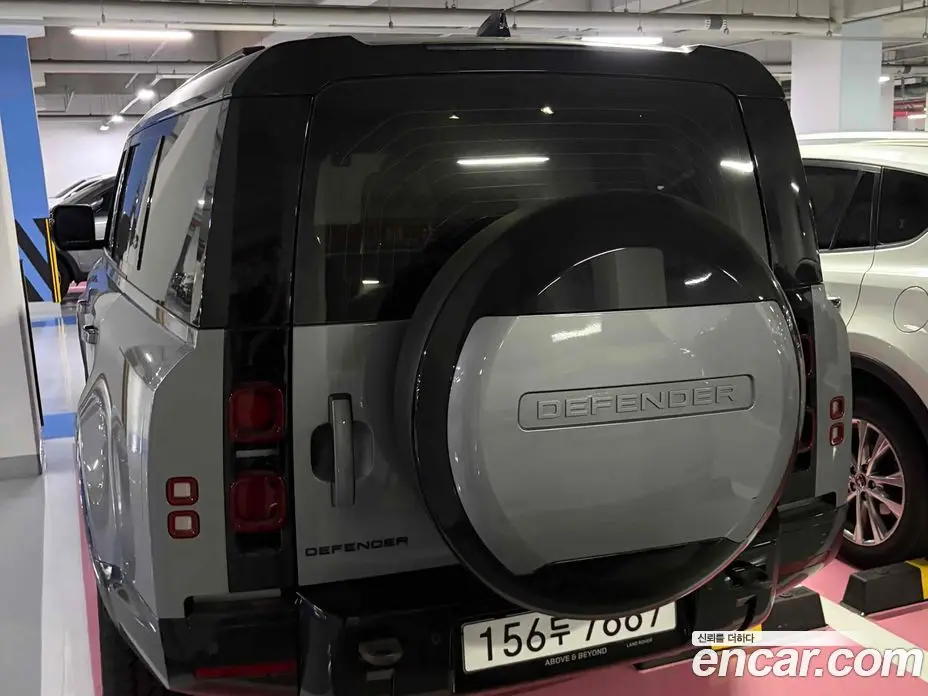 Land Rover Defender 2023 3.0 автомат (гидро), фото 4