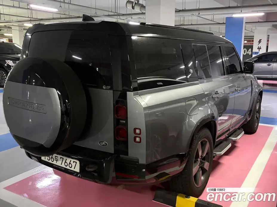 Land Rover Defender 2023 3.0 автомат (гидро), фото 5