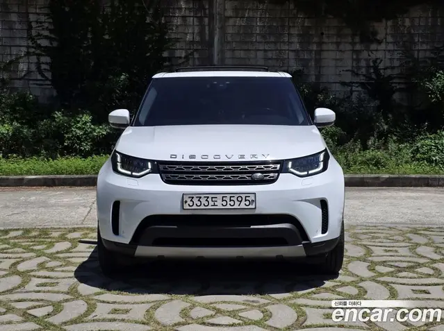 Land Rover Discovery 2019 3.0 автомат (гидро), миниатюра 2