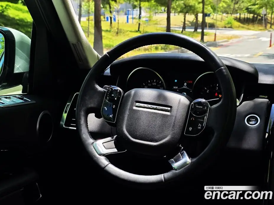 Land Rover Discovery 2019 3.0 автомат (гидро), фото 17