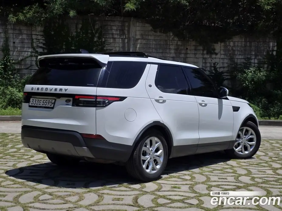 Land Rover Discovery 2019 3.0 автомат (гидро), фото 5
