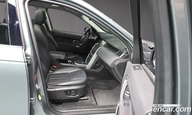 Land Rover Discovery Sport 2017 2.0 автомат (гидро), миниатюра 11
