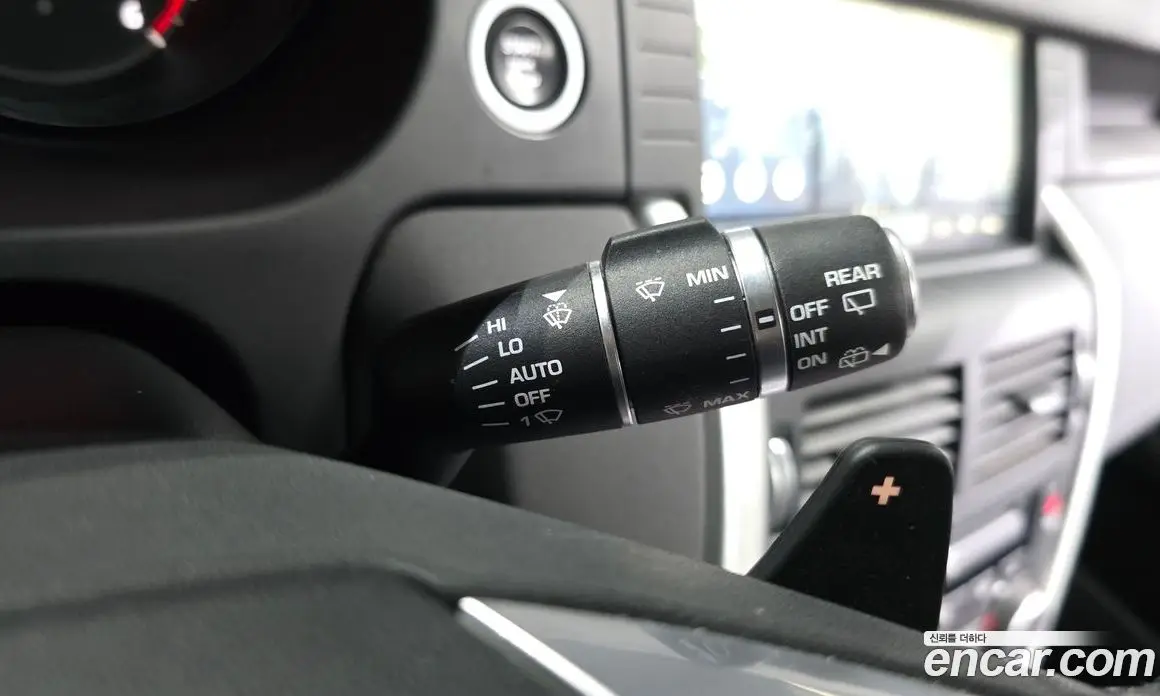 Land Rover Discovery Sport 2017 2.0 автомат (гидро), фото 17
