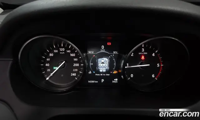 Land Rover Discovery Sport 2017 2.0 автомат (гидро), миниатюра 8