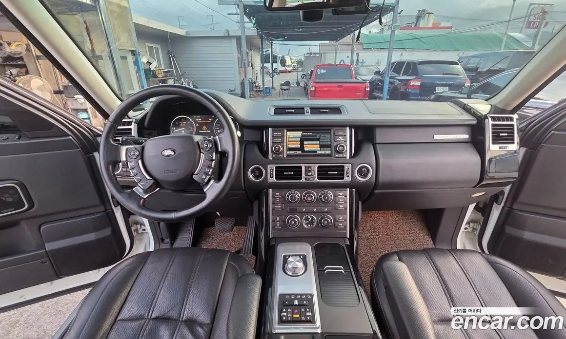 Land Rover Range Rover 2011 4.4 автомат (гидро), фото 19