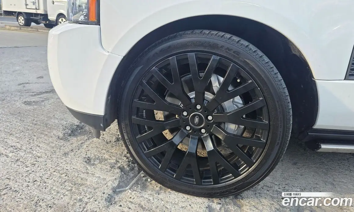 Land Rover Range Rover 2011 4.4 автомат (гидро), фото 5