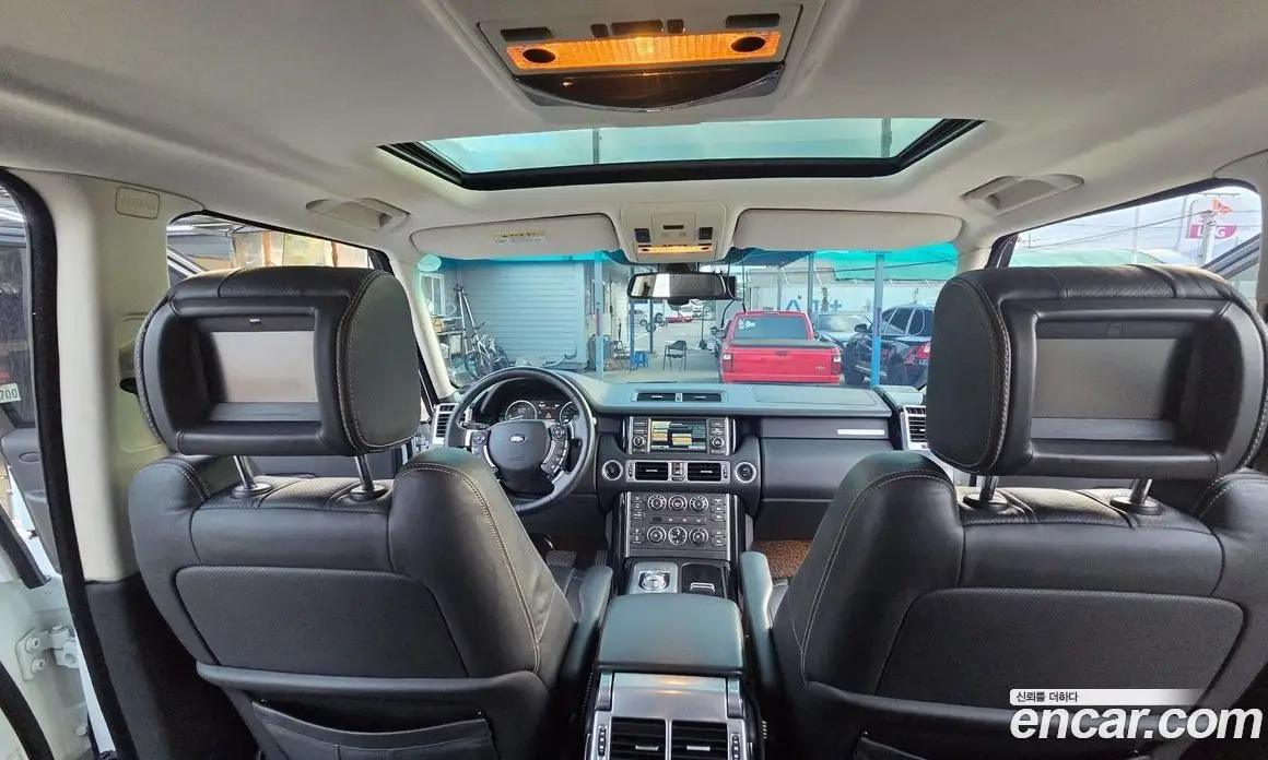 Land Rover Range Rover 2011 4.4 автомат (гидро), фото 7
