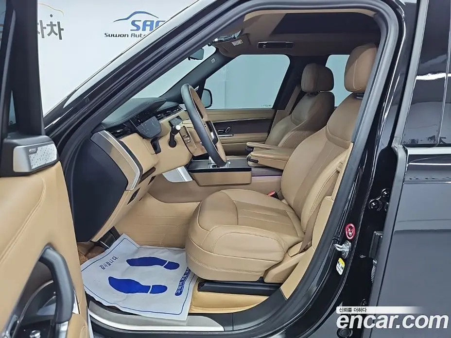 Land Rover Range Rover 2023 4.4 автомат (гидро), фото 11