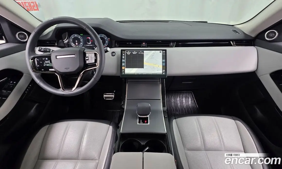 Land Rover Range Rover Evoque 2025 2.0 автомат (гидро), фото 7