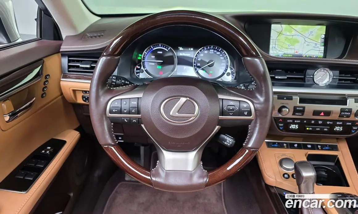 Lexus ES 2018 2.5 автомат (гидро), фото 19