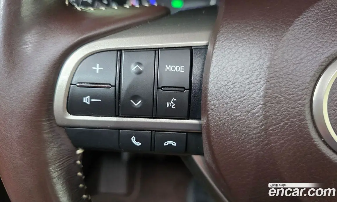 Lexus ES 2018 2.5 автомат (гидро), фото 25