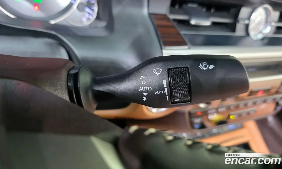 Lexus ES 2018 2.5 автомат (гидро), фото 27