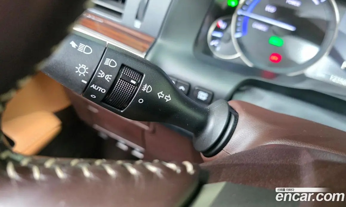 Lexus ES 2018 2.5 автомат (гидро), фото 28