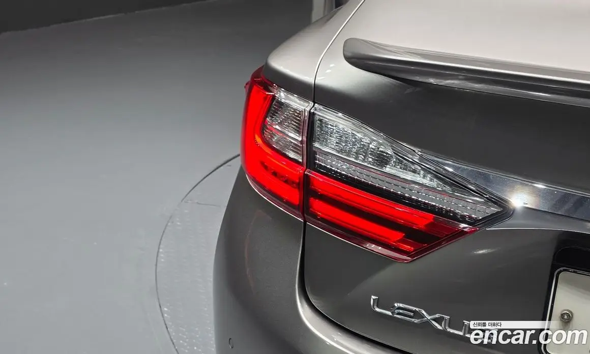 Lexus ES 2018 2.5 автомат (гидро), фото 9